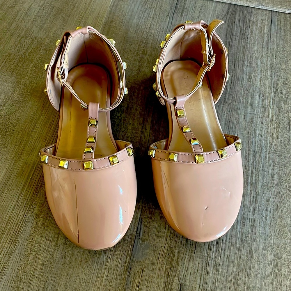 Light pink girl shoes